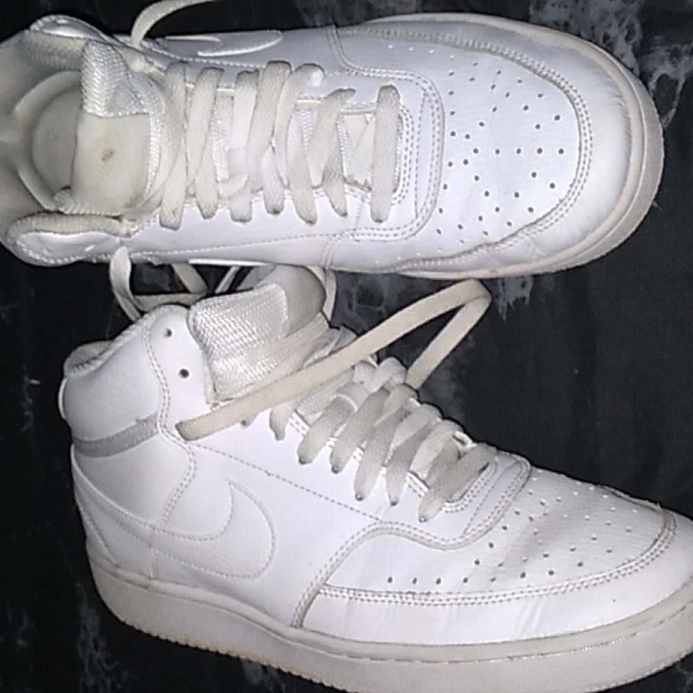 Nike Tennis shoes
